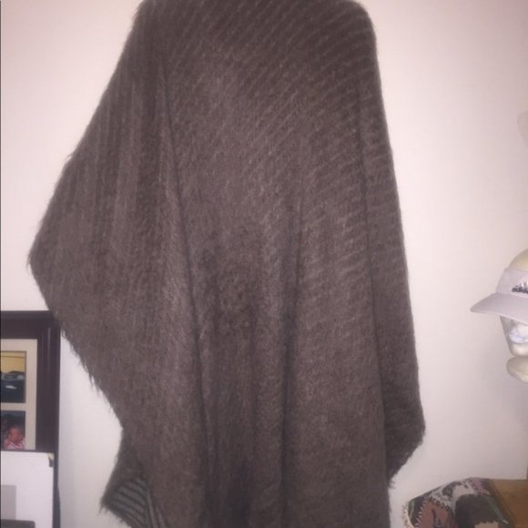 Massimo Fuzzy Cardigan - Picture 2 of 7